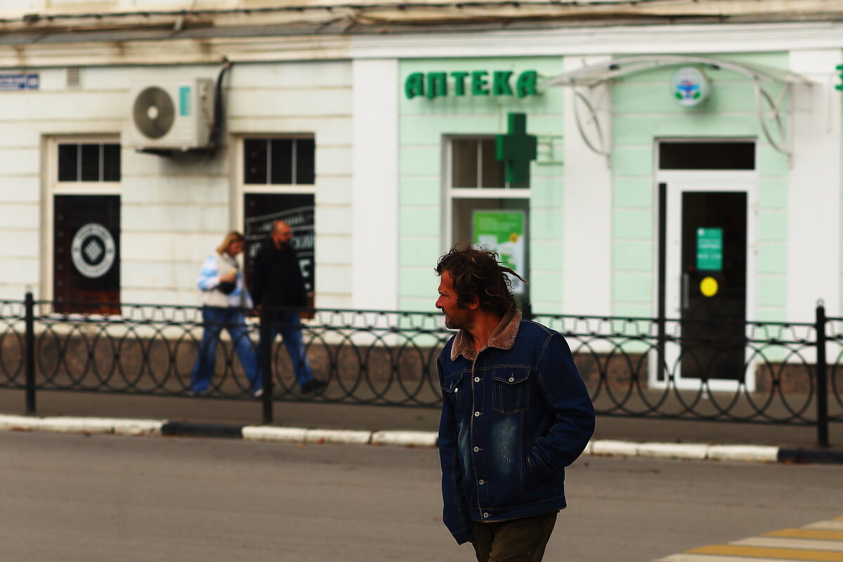 По своим делам - Юрий Гайворонскiий