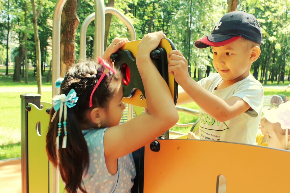 Беззаботное детство) - Гульфина Булатова