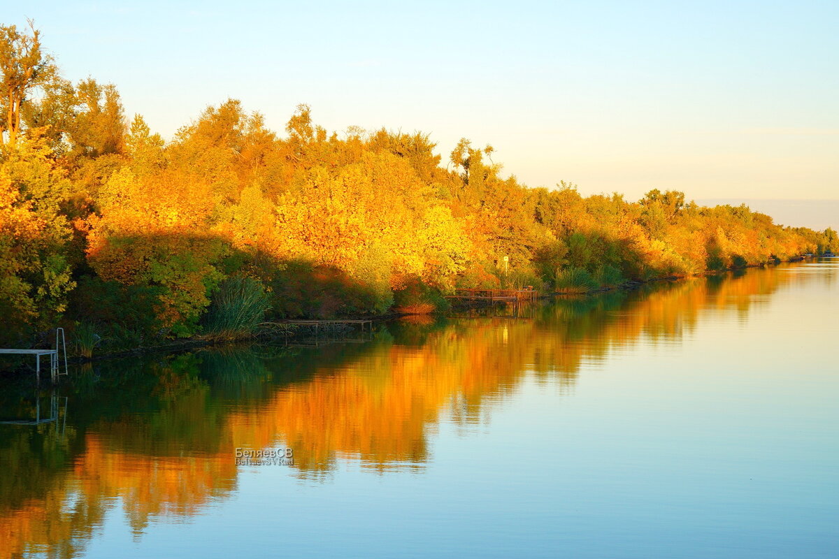 Волго-Донской канал, осень, утро. - Сергей Беляев