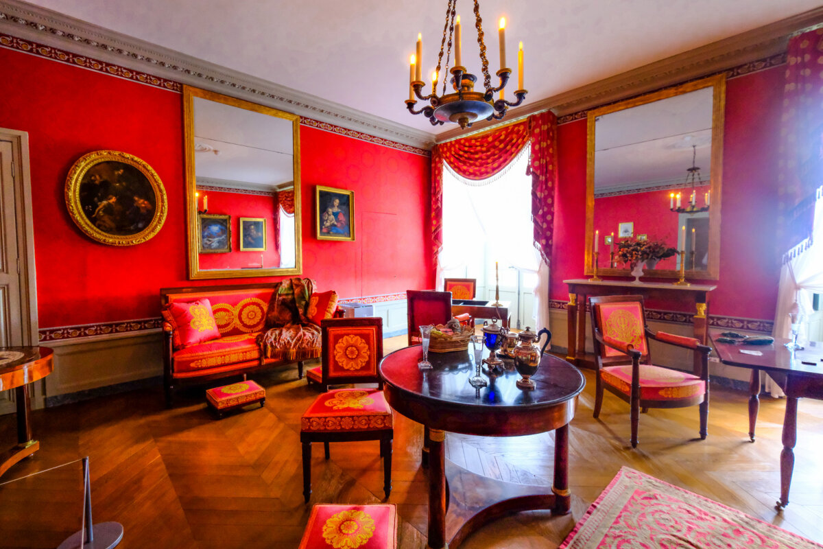 Будуар в замке Бюсси-Рабютен - Георгий А