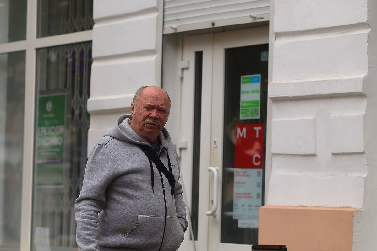 Глаза в глаза - Юрий Гайворонскiий Глаза в глаза - Юрий Гайворонскiий