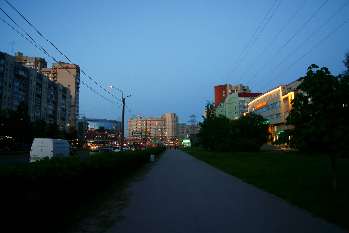 Современный Питер... Однажды майским вечером... 1 - Игорь Тельцов