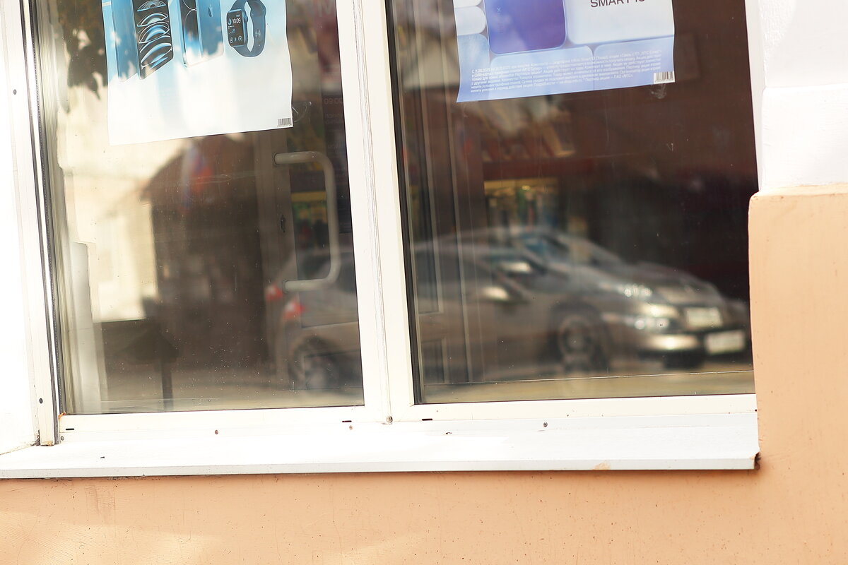 В окне - Юрий Гайворонскiий