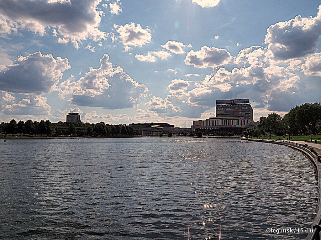 тучи над городом ходят - Олег Лукьянов