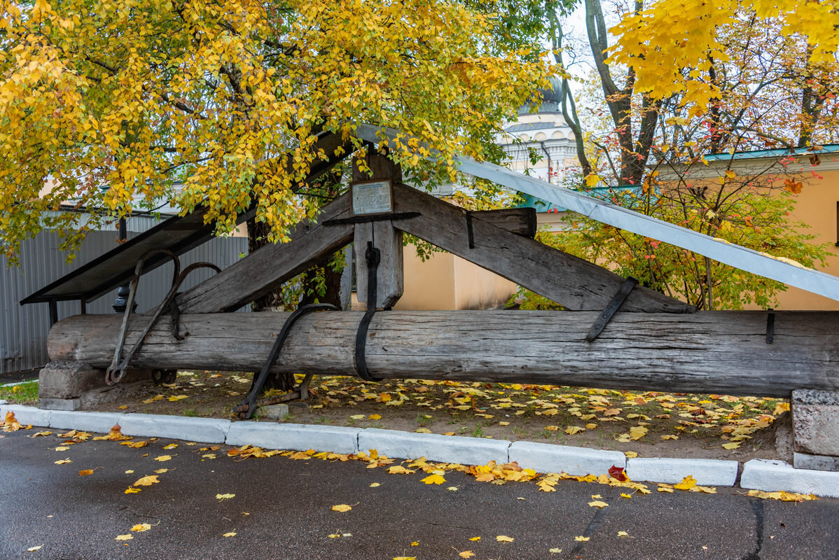 *** - Дмитрий Лупандин