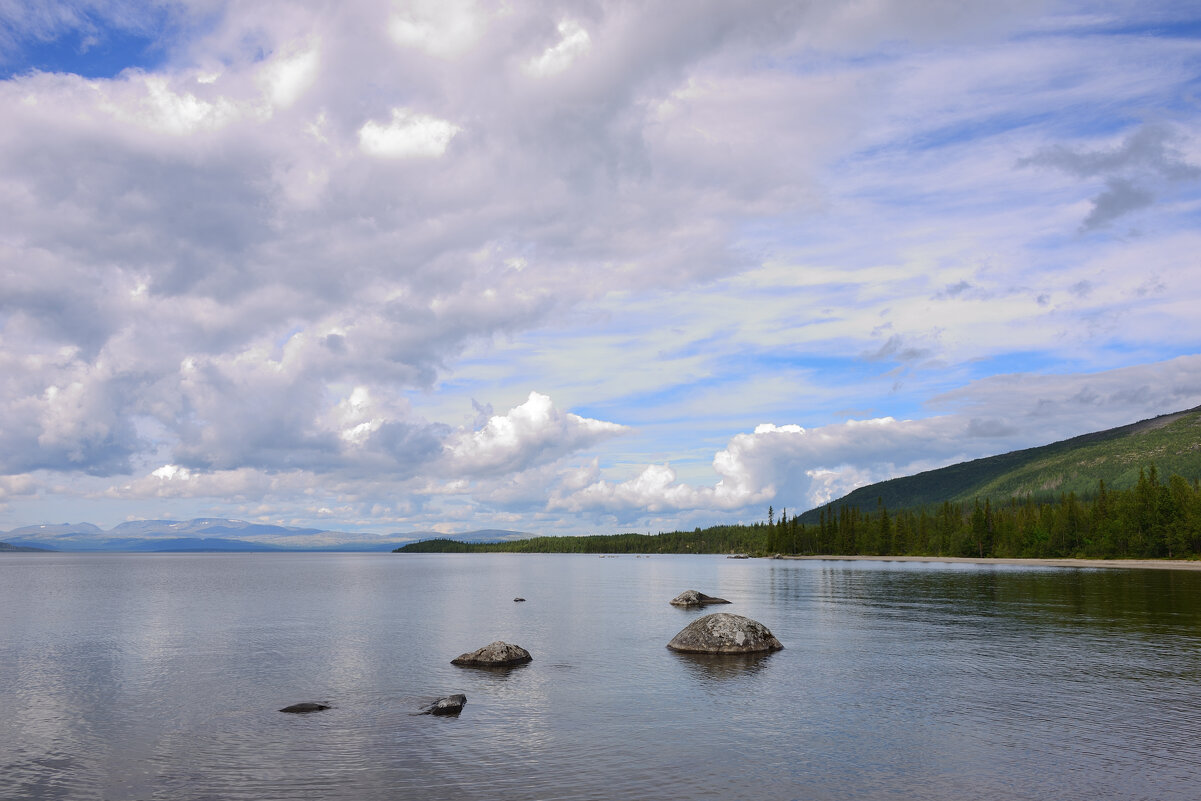 *** - Александр Хаецкий