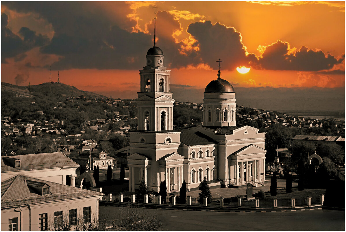 ***** - Анатолий Уткин