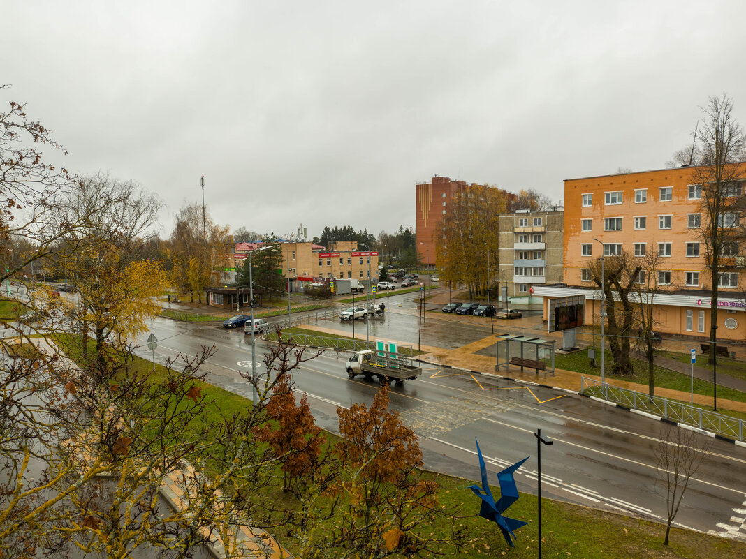 - - Сергей Зонов