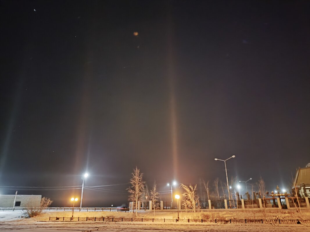 Световые столбы - Anna Ivanova Световые столбы - Anna Ivanova