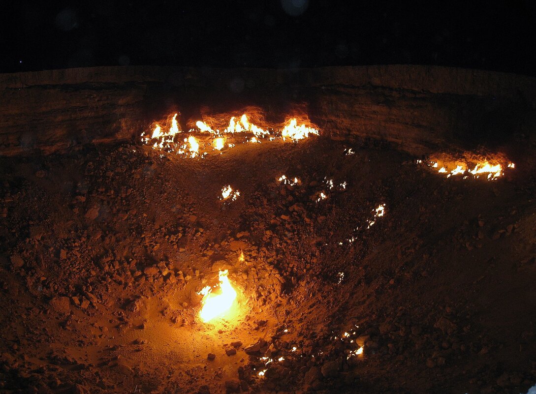 Горящий кратер Дарваза, Туркменистан. - unix (Илья Утропов)