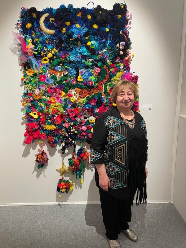 автор и его работа на выставке во Франции в салоне - Сергей Расташанский