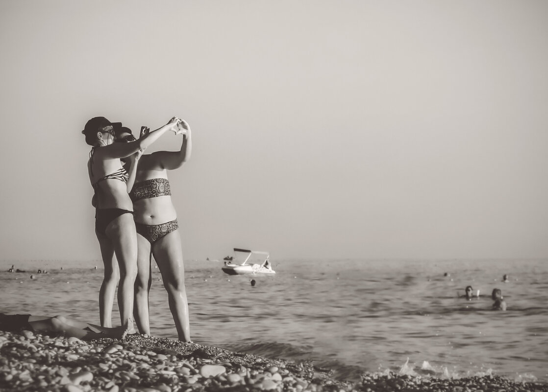 Приглашаем солнце в кадр (чб) - Сергей Царёв