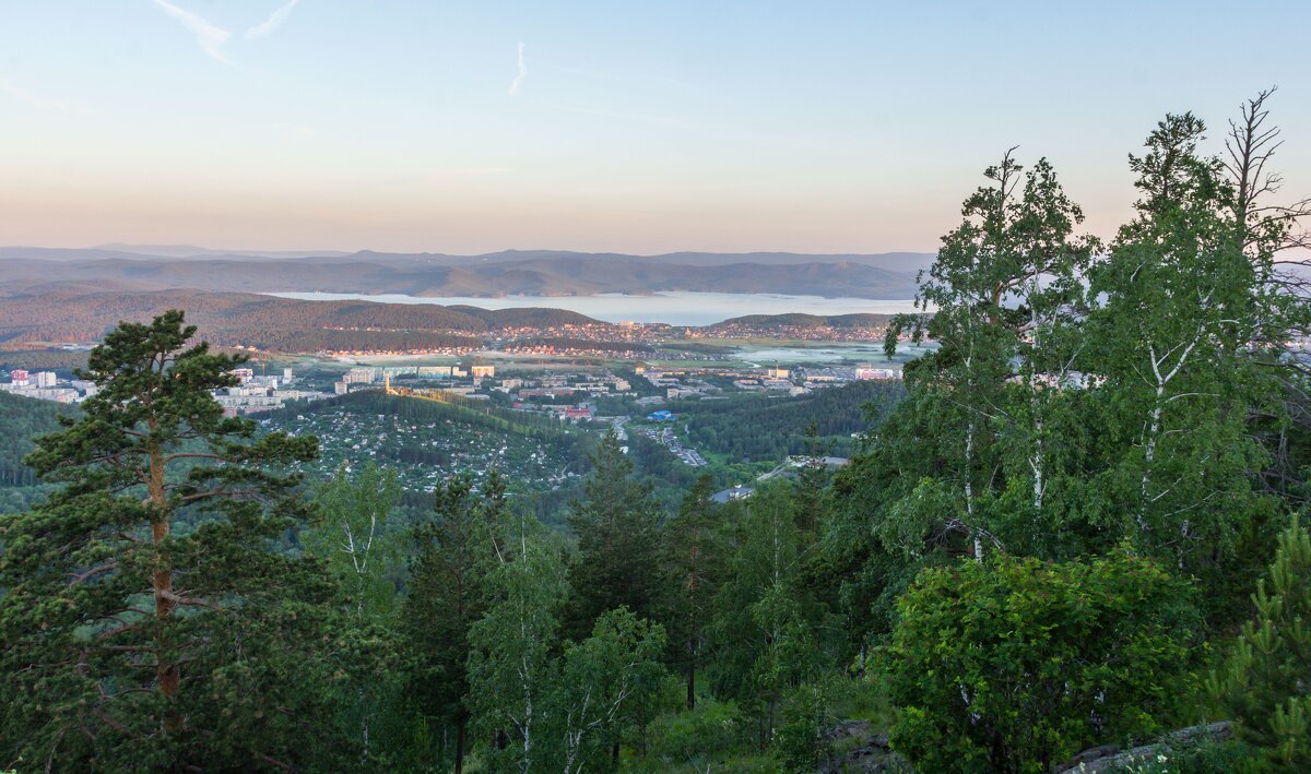 Рассвет на Миассом (04:58). Ильменский хребет, г. Миасс, Машгородок. - Алексей Трухин