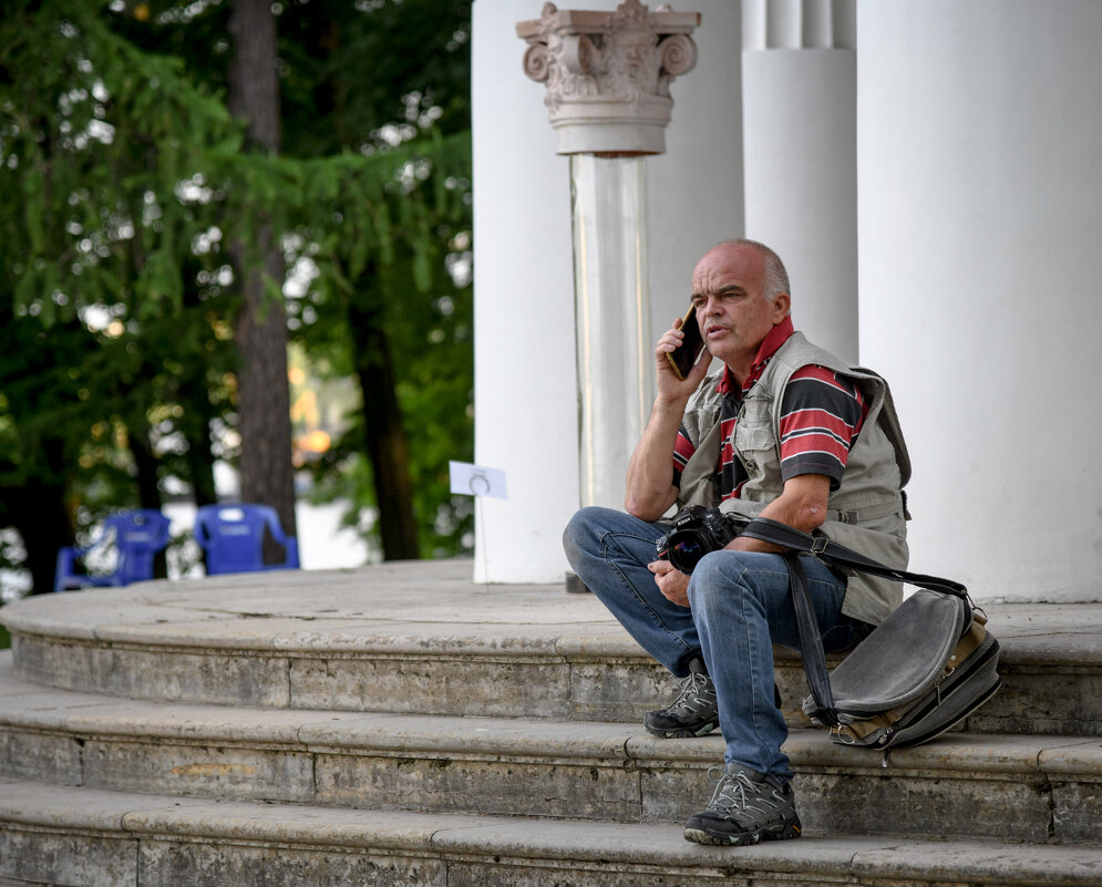 Я вам звоню... - Магомед .