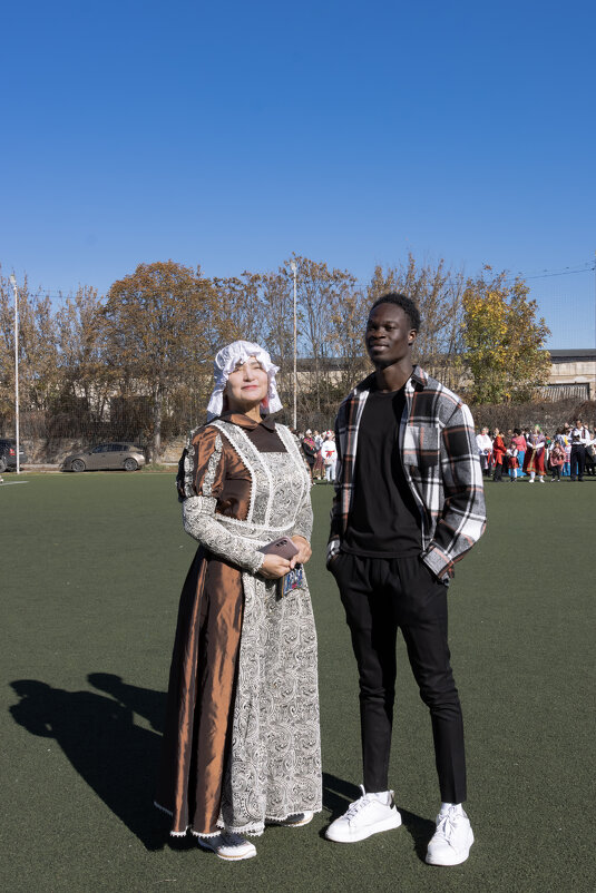 Россиянка и гаитянин - Валерий Басыров