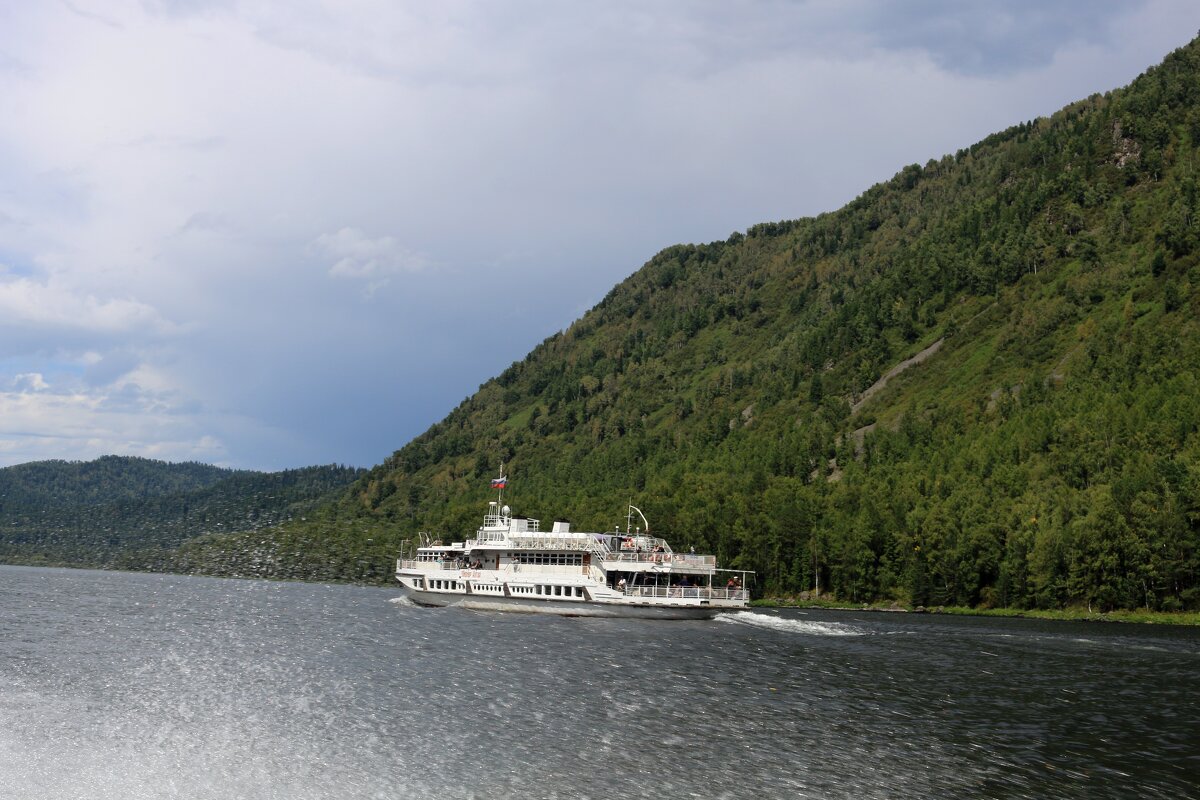 По Телецкому озеру - Ольга По Телецкому озеру - Ольга