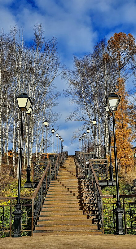 Осень в Тутаеве - Михаил Свиденцов