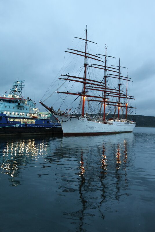 Вечер в порту - Ольга 