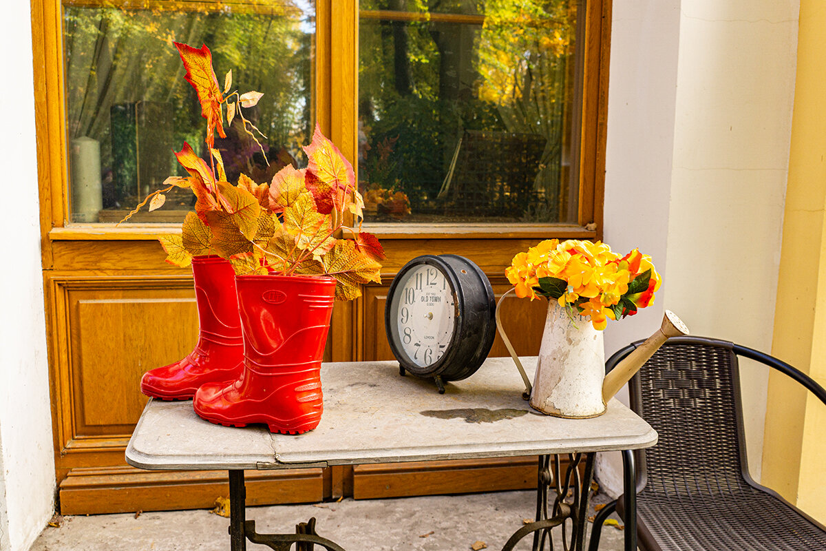 Осенний натюрморт - Ирина Соловьёва