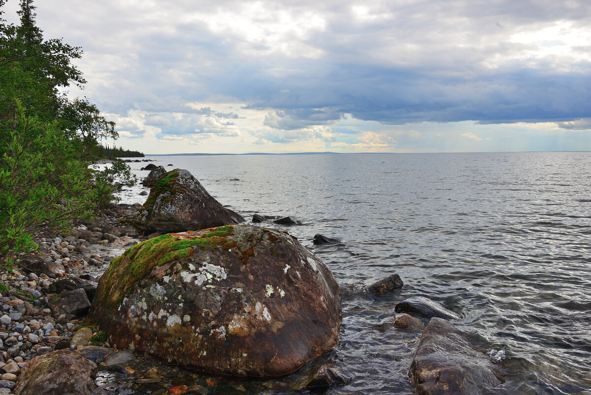 *** - Александр Хаецкий