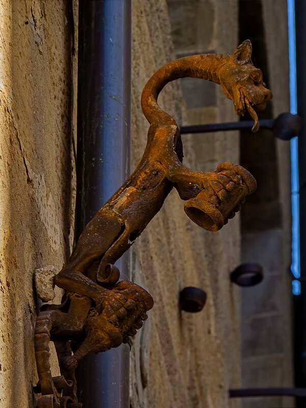 Средневековый кронштейн - Наталья Rosenwasser Средневековый кронштейн - Наталья Rosenwasser