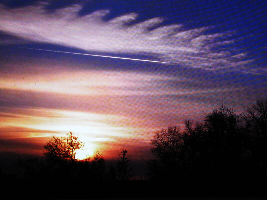 Уходит солнце на покой - Людмила Смородинская Уходит солнце на покой - Людмила Смородинская