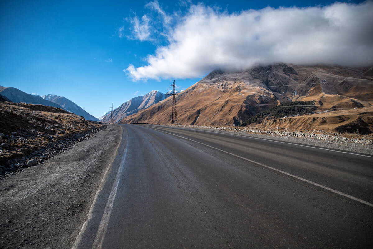 По дороге с облаками. Грузия. - Дина Евсеева