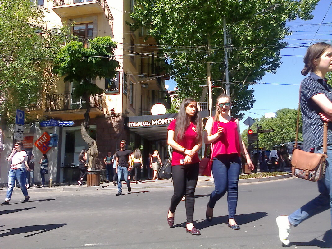 *** - Владимир Захаров