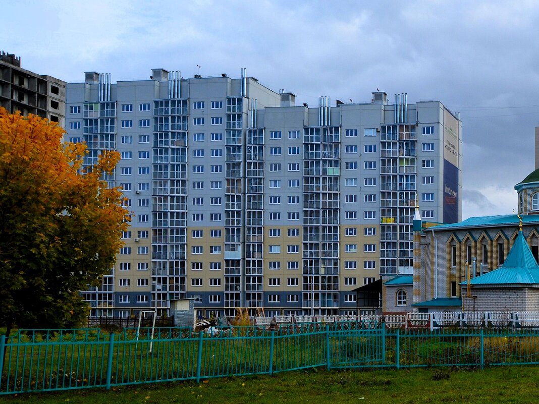 Новочебоксарск. Дом по Речному бульвару 3/1. - Пётр Чернега Новочебоксарск. Дом по Речному бульвару 3/1. - Пётр Чернега