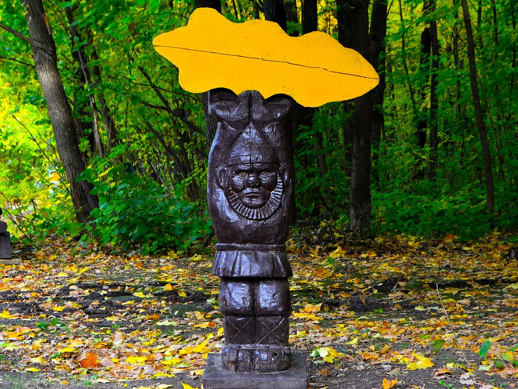 Новочебоксарск. Скульптура "Булгарский воин". - Пётр Чернега