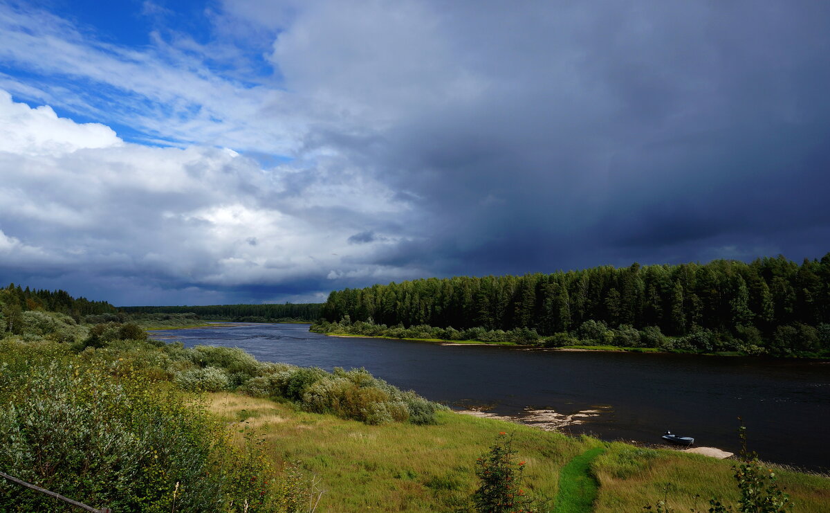 Перед  грозой . - Нэлли Обертынская