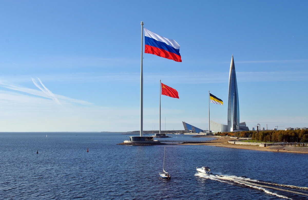 И осенью случается погода - AleksSPb Лесниченко И осенью случается погода - AleksSPb Лесниченко