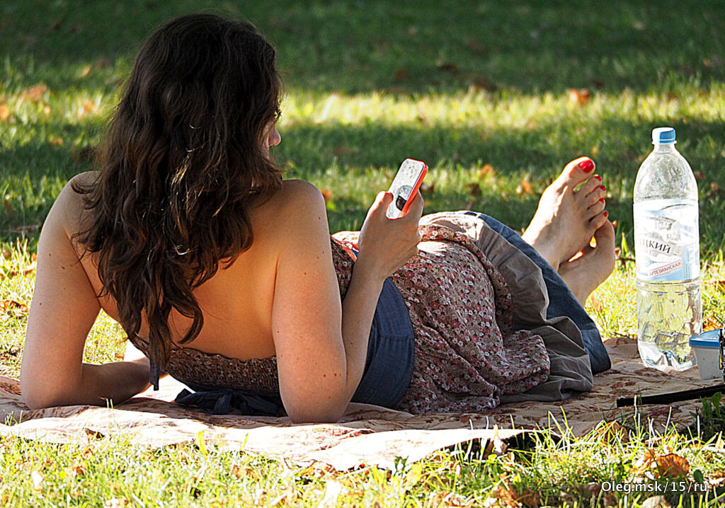 на травке полежать - Олег Лукьянов