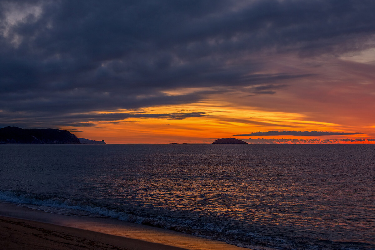 рассвет в б. Просёлочная , сентябрь - ЕВГЕНИЯ БОРИСЕНКО