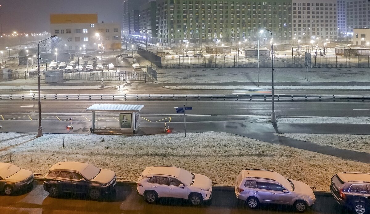 В Москве пошёл снег - Валерий Иванович
