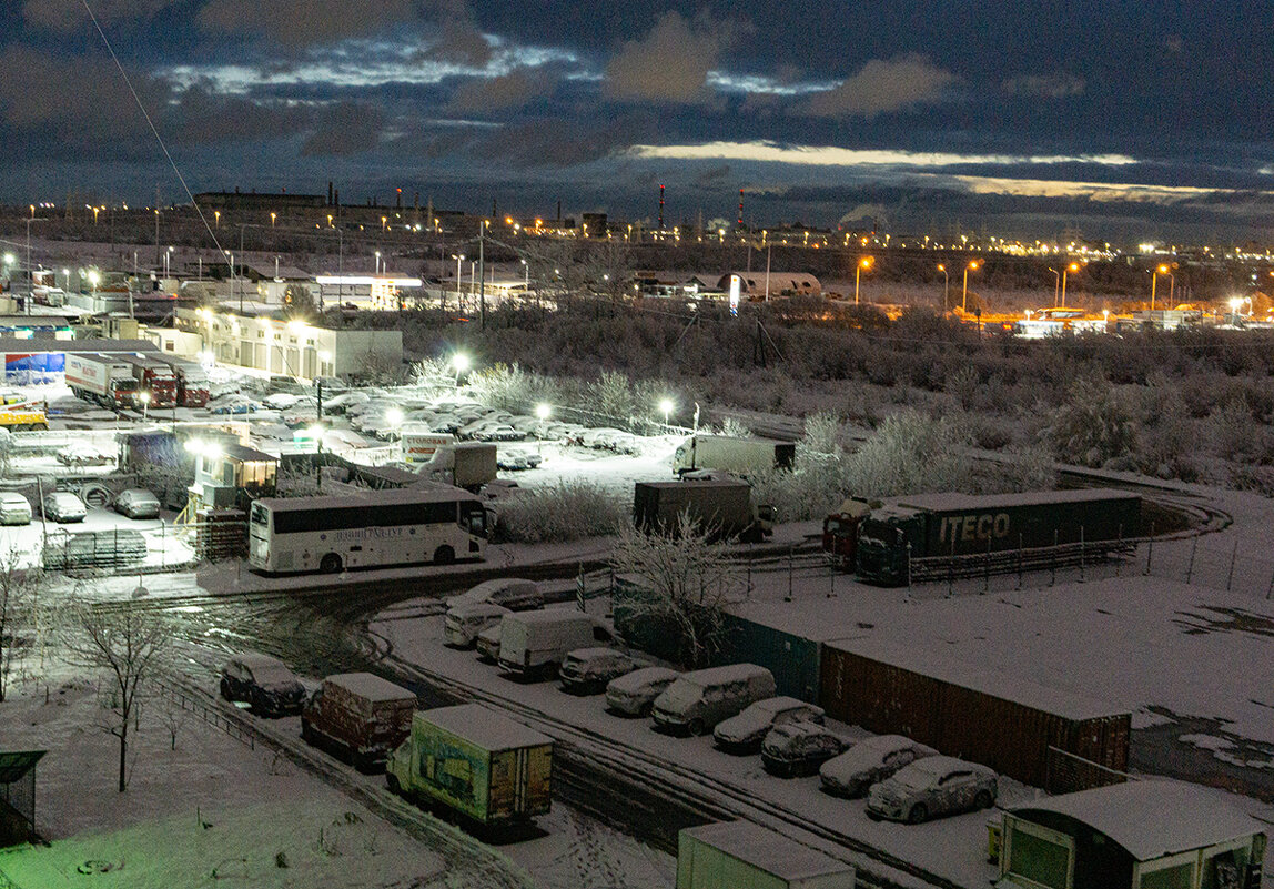 Первый снежок - Ирина Соловьёва