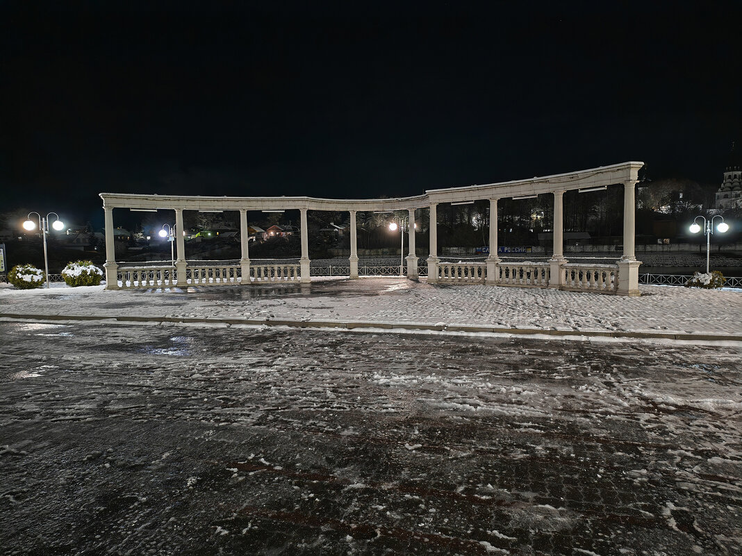 Набережная - Денис Бочкарёв