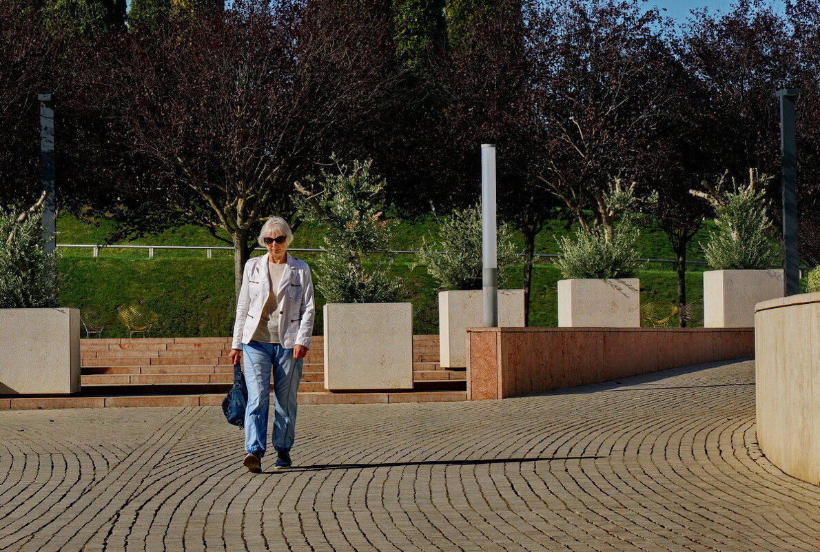 В парке " Краснодар " или Галицкого... - Николай Саржанов