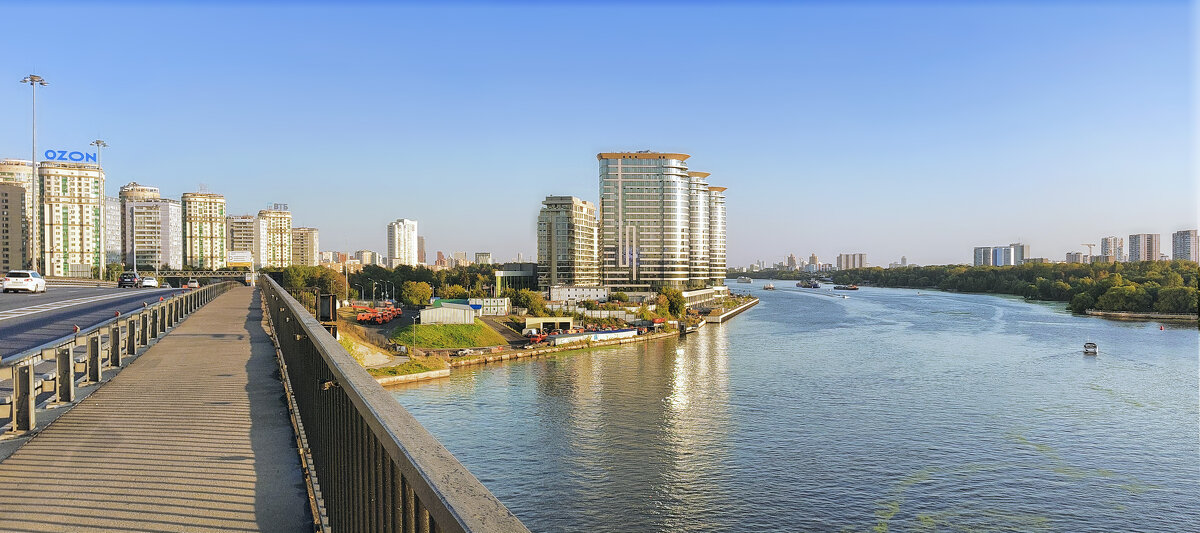 Вид с Ленинградского моста на канал им. Москвы - Денис Масленников Вид с Ленинградского моста на канал им. Москвы - Денис Масленников