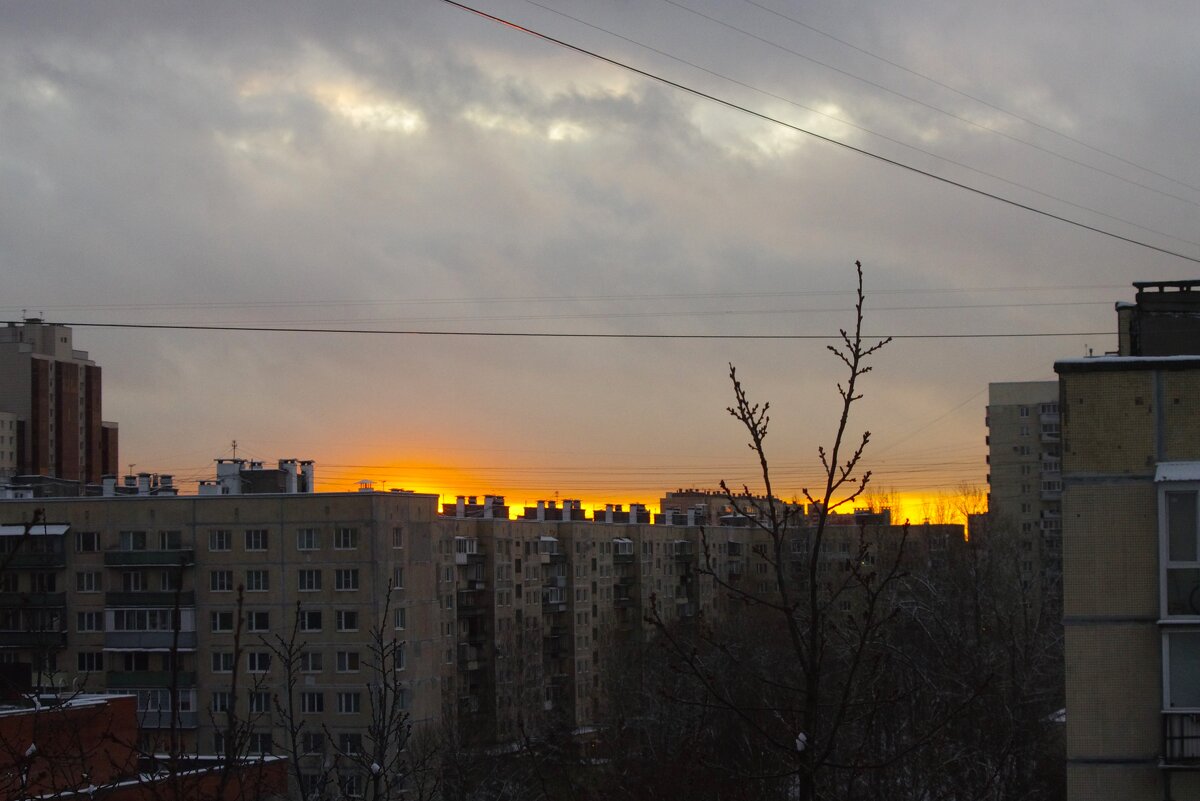 Утро... восход... - Юрий Куликов