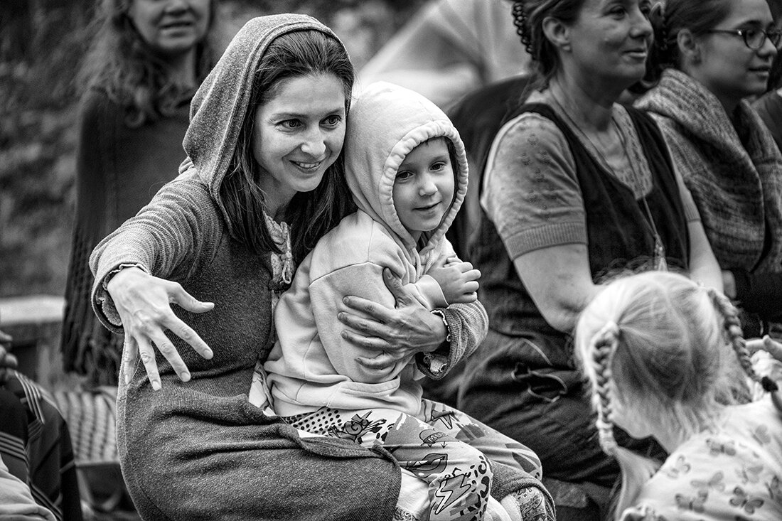 Материнство - Алексей Окунеев