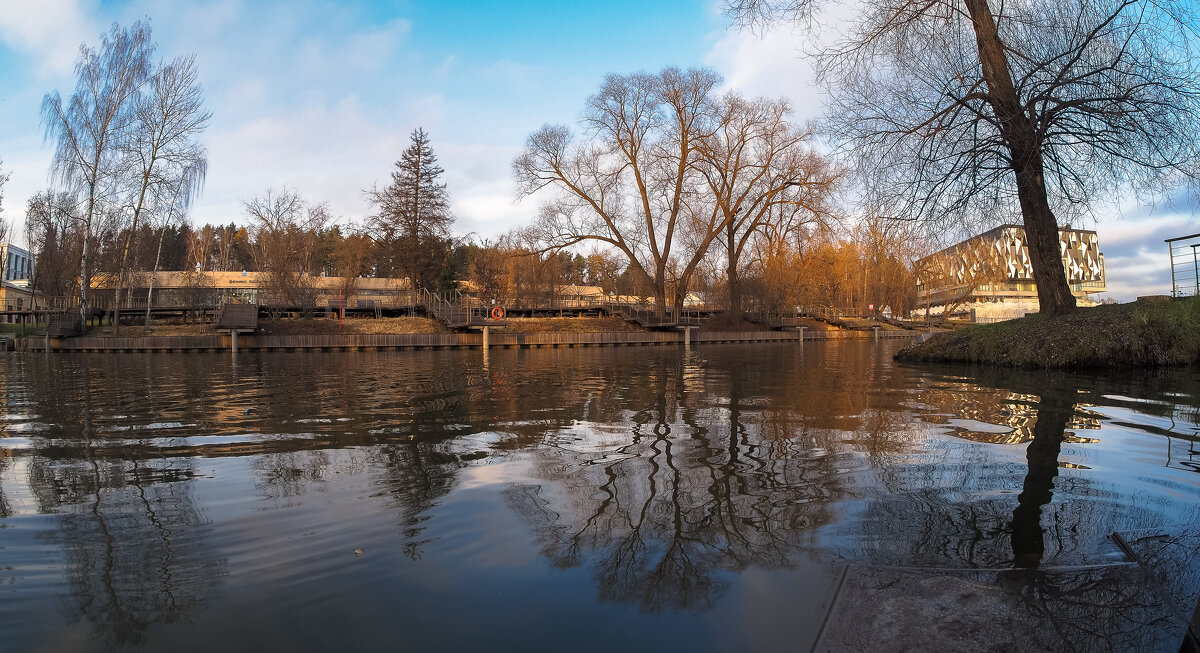 Где то ВДНХ - юрий поляков Где то ВДНХ - юрий поляков