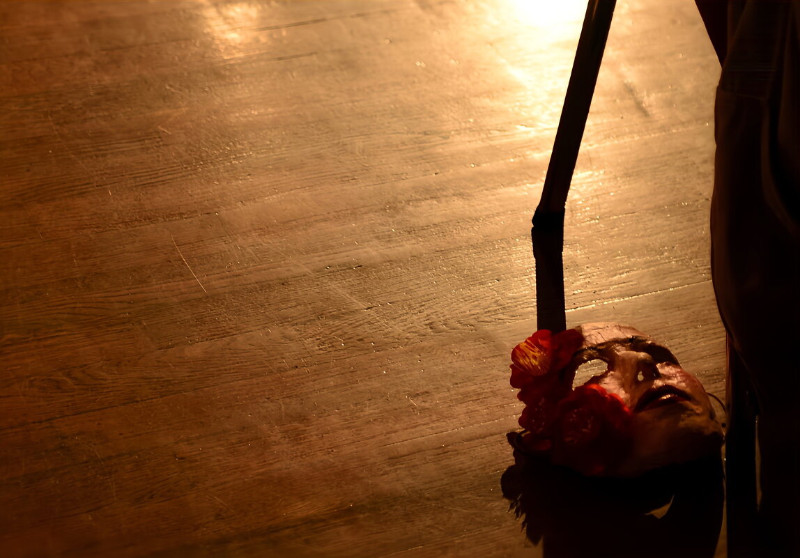 Маски сброшены - Игорь Корф