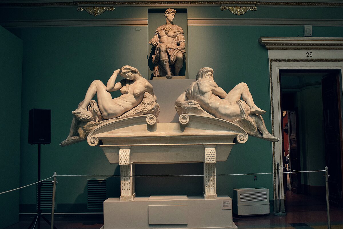 Копия «Гробница Джулиано Медичи» - Татьяна Помогалова