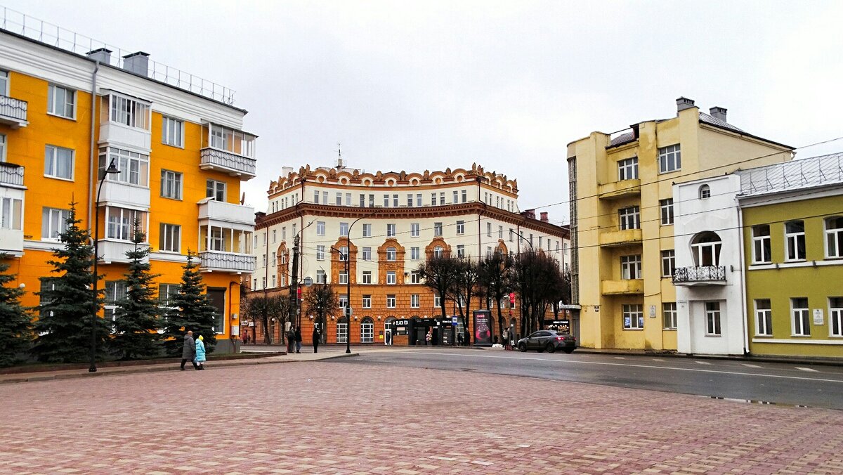 Осенний город. - Милешкин Владимир Алексеевич 