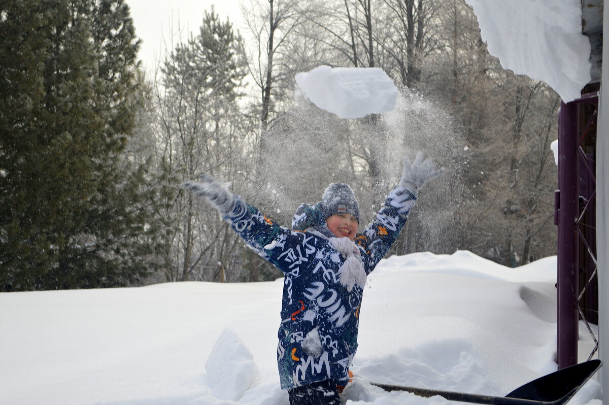 Снежная игра - Татьяна Лютаева