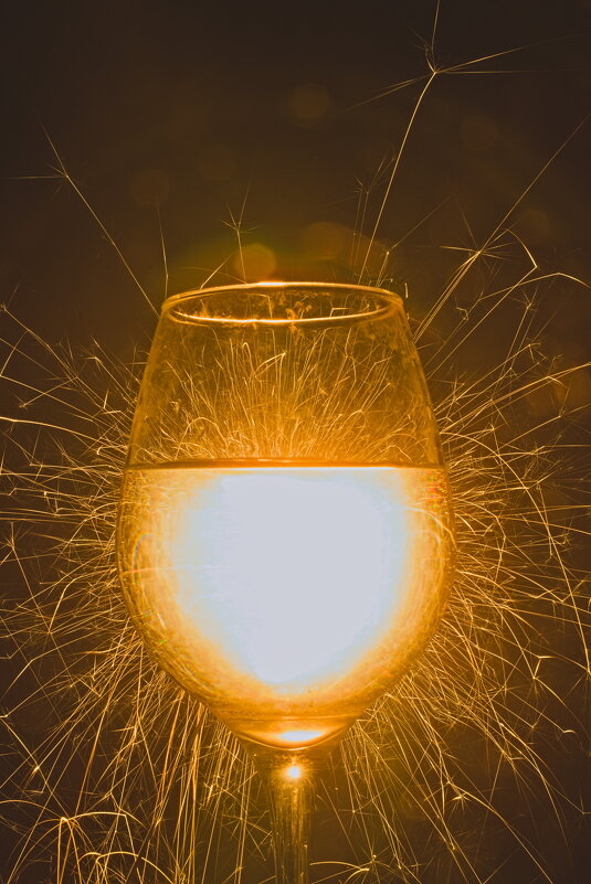 огонек в бокале - Giant Tao /