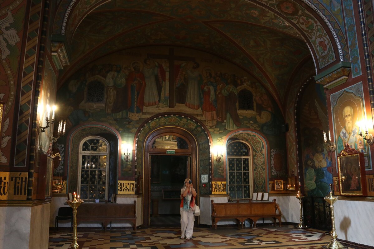 В соборе Петра и Павла в Петергофе - Ольга 