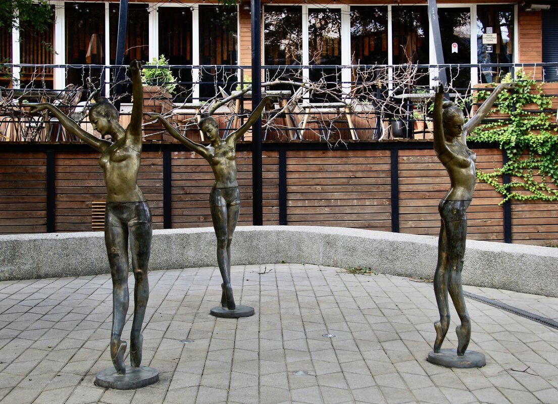 Бронзовое трио - Любовь 