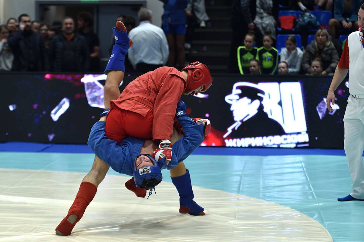 И такой выверт... - Александр Гриднев И такой выверт... - Александр Гриднев